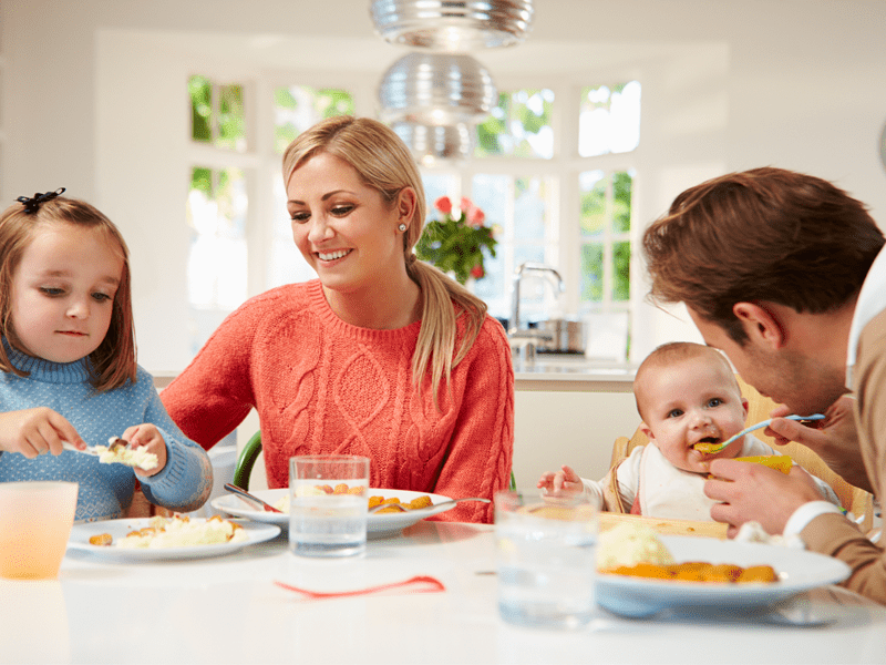 Familie frokost